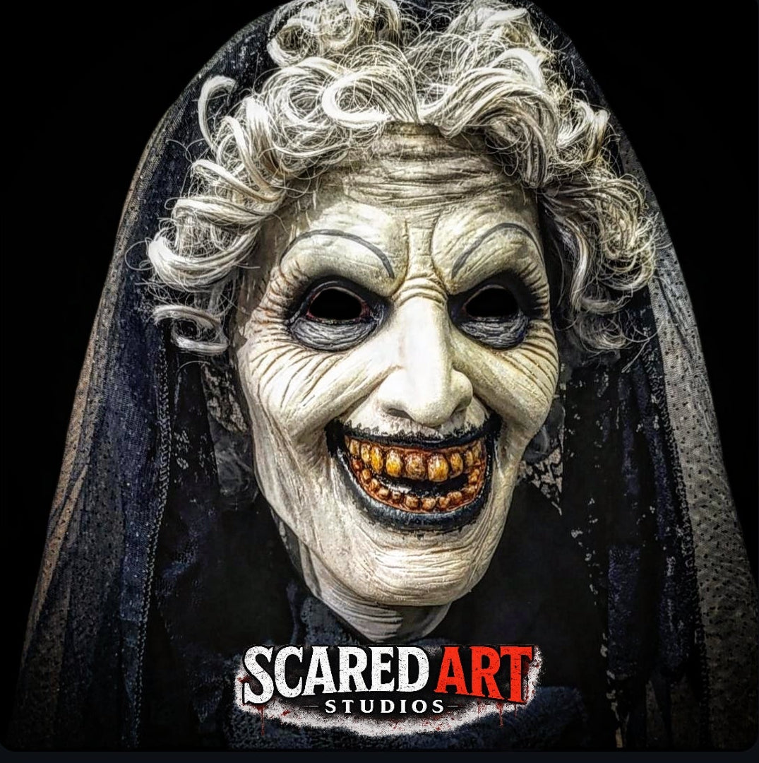 Parker crane latex mask , witch black, movie , cosplay, lady in black, halloween, terror, horror, mask